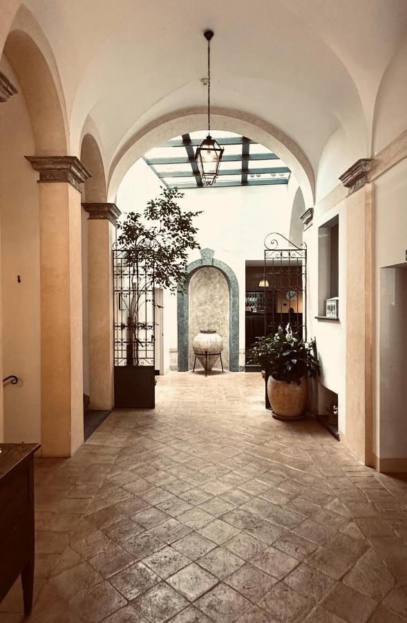Hotel Palazzo Piccolomini Orvieto Exterior foto